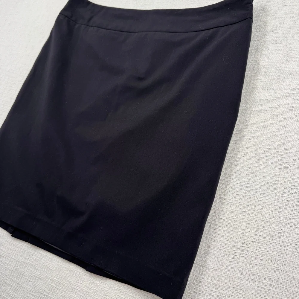 Liz Claiborne liz claiborne